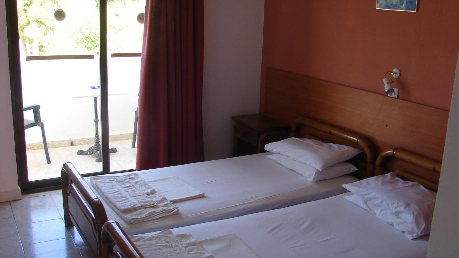 Apostolis Hotel Apartments Pefki  Bagian luar foto