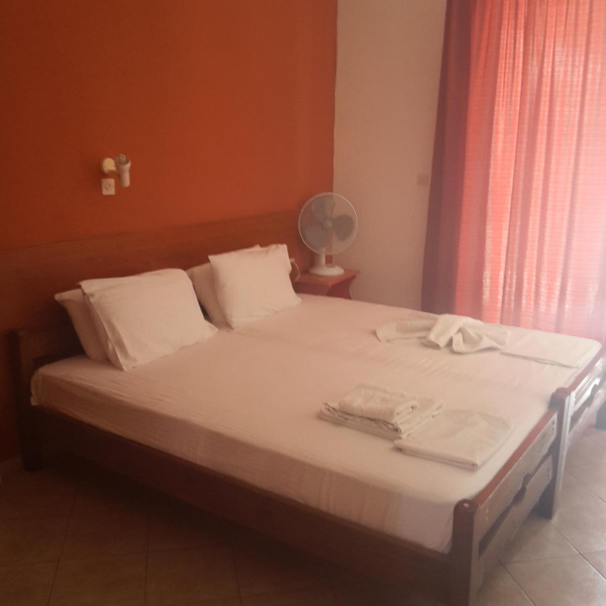Apostolis Hotel Apartments Pefki  Bagian luar foto
