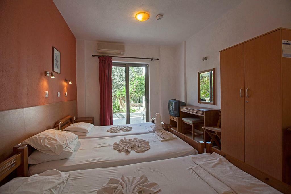 Apostolis Hotel Apartments Pefki  Bagian luar foto